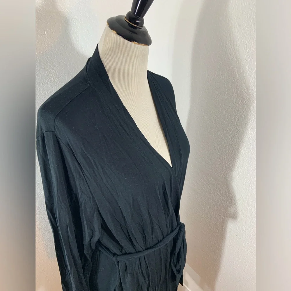 🌹New Listing🌹NWT Kohl's Apt. 9 Intimates Women's Black Long Sleeve Robe